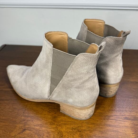 Marc Fisher Yale Dark Neutral Suede Chelsea Boot US Size 10 - Picture 4 of 15
